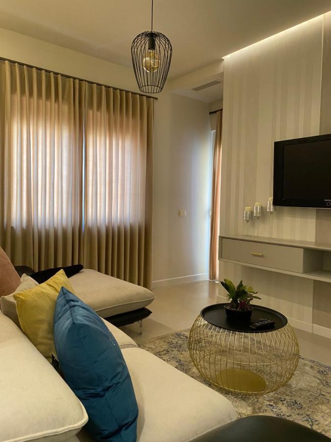 Comfort Apartament, Near The Beach Durres Exterior photo
